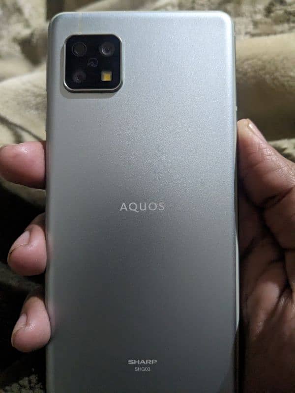 Sharp Aquos sence 5g 5