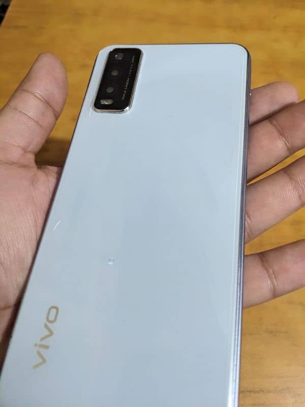 vivo y20 4/64 1