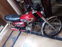 Honda 125 bike vip condition All Punjab num laga hua h