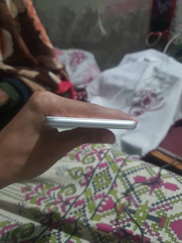 iphone 7 plus 128gb pta proved 1