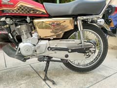 Honda 125 gold edition