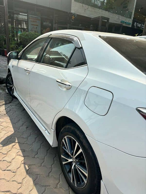 Toyota Altis Grande 2018 9