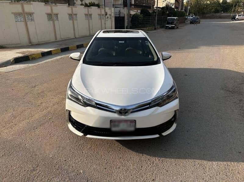 Toyota Corolla Grande 1.8 2016 1