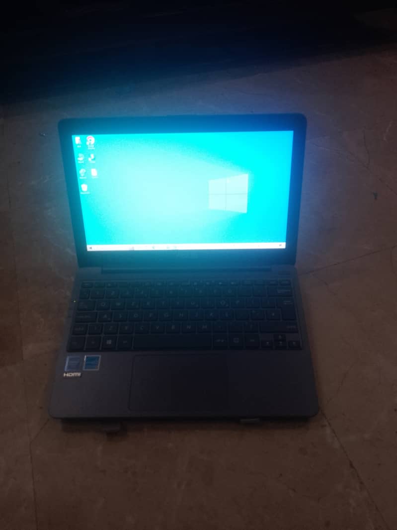 ASUS vivo book Intel Celeron laptop 2