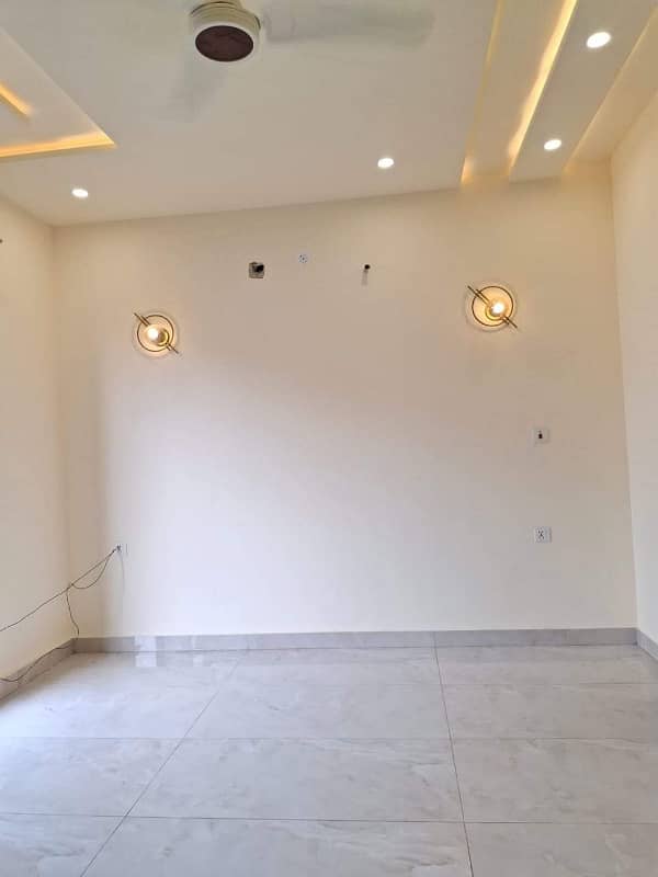 1 Marla Upper Portion For rent In The Perfect Location Of NFC 1 8