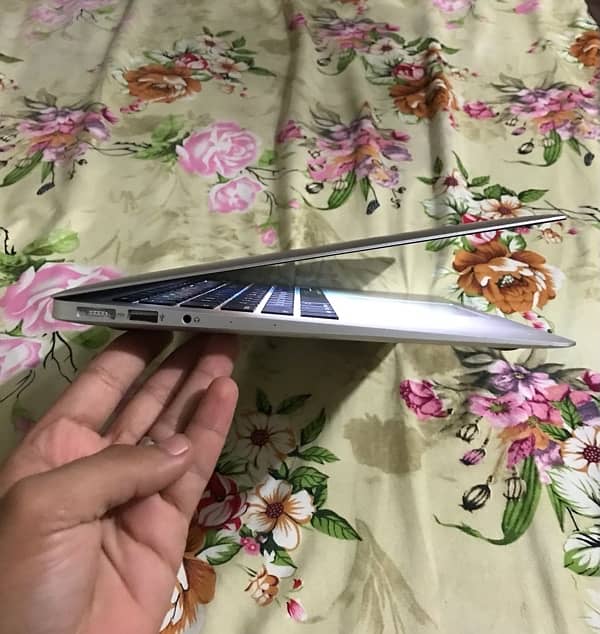 Apple MacBook Air 2017 5