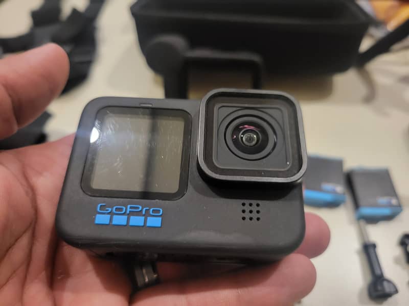 GoPro 10 also GoPro 11 plus accessories 7