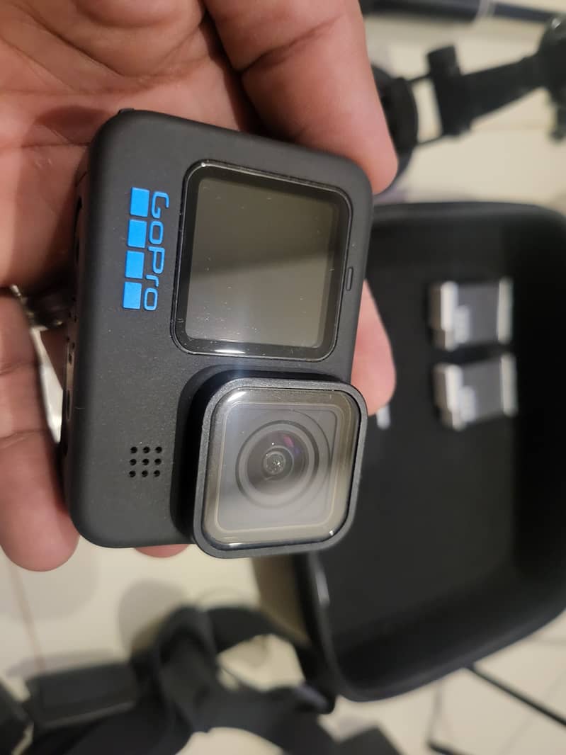 GoPro 10 also GoPro 11 plus accessories 13