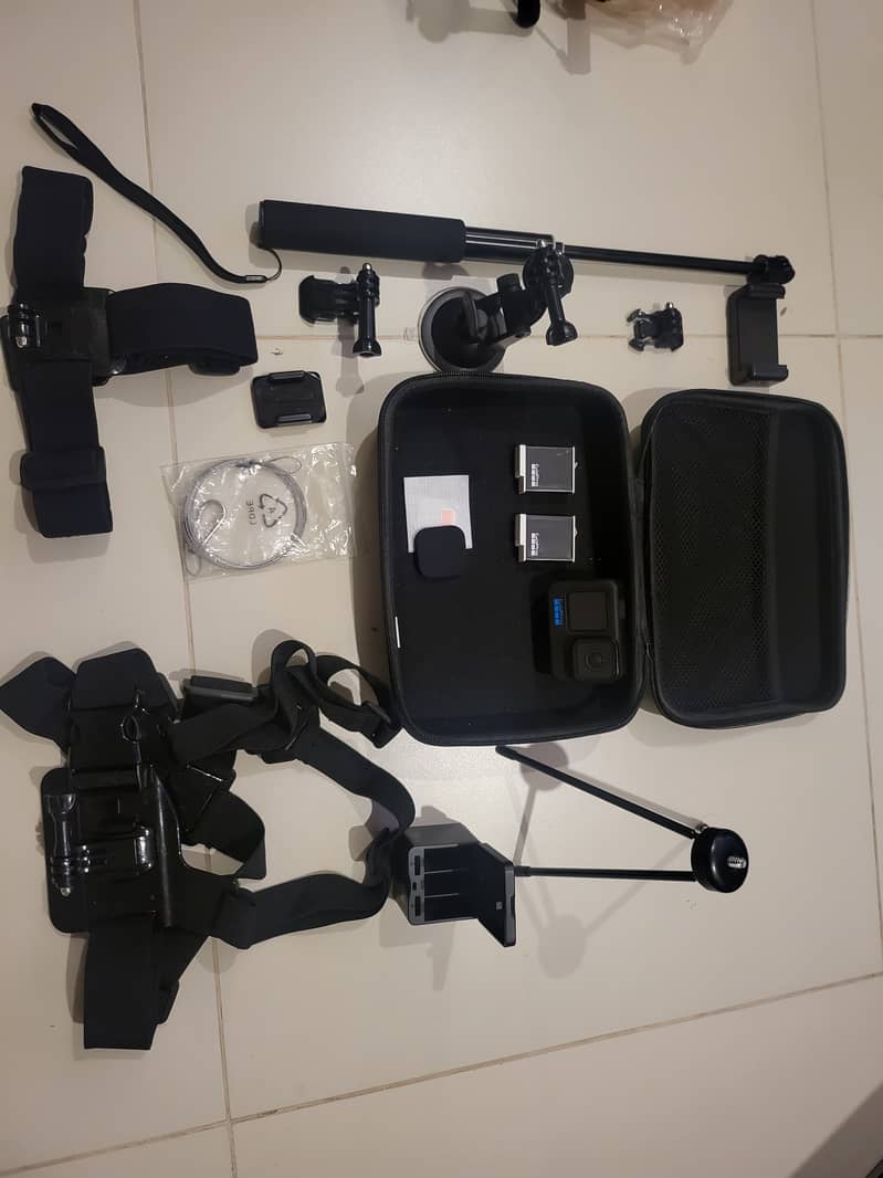 GoPro 10 also GoPro 11 plus accessories 19