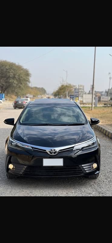 Toyota Altis Grande 2017 12