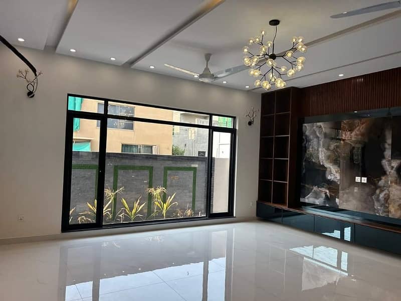 1 Kanal House For sale In Wapda Town Phase 1 - Block E1 Lahore 9