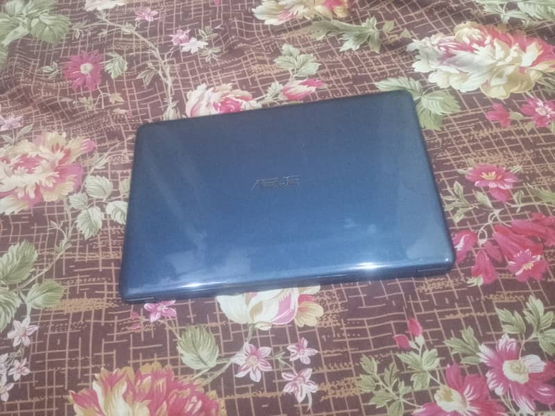 ASUS vivo book Intel Celeron laptop 5