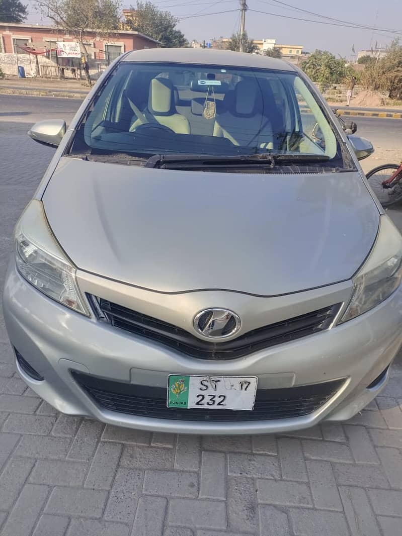 Toyota Vitz 2013 0