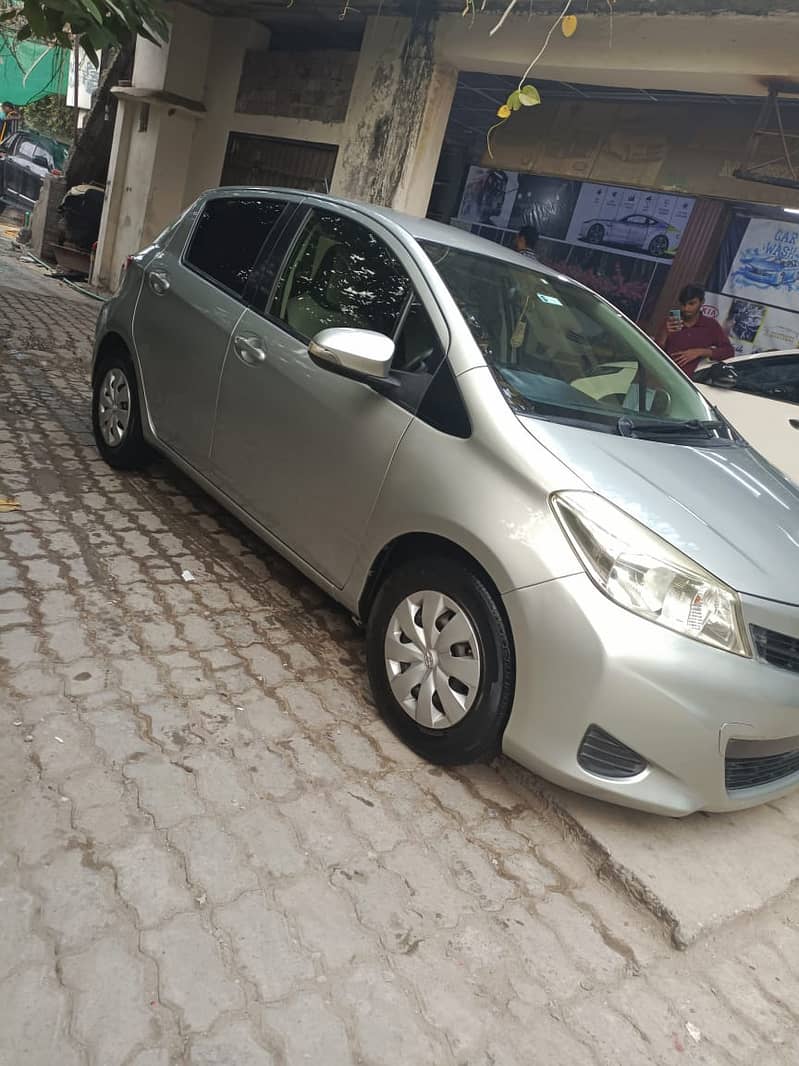 Toyota Vitz 2013 10