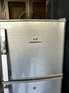 DAWLANCE (M) Refrigerator