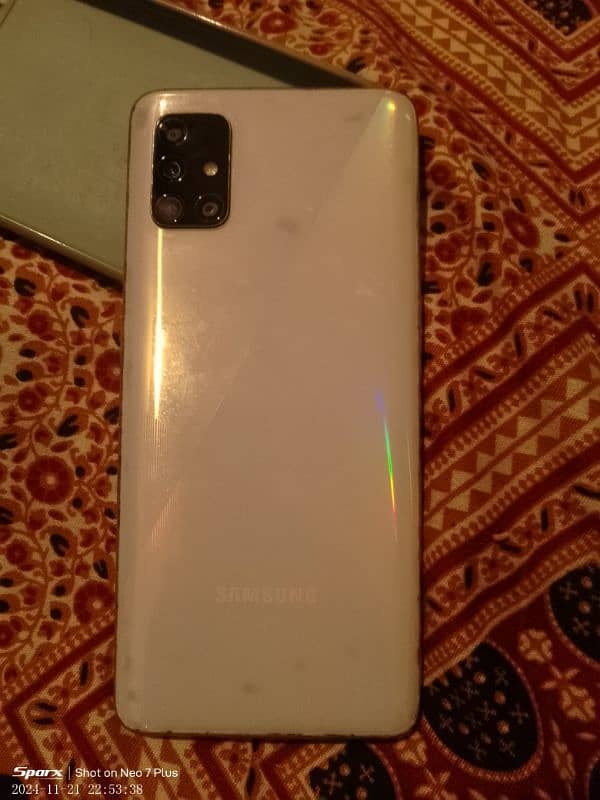 Samsung Galaxy A51 0