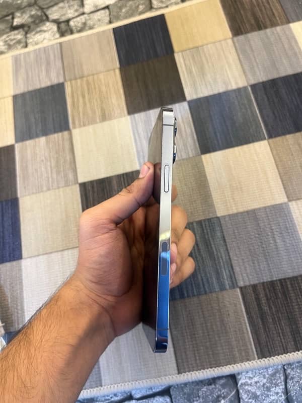 iphone 13 pro max (256 gb) pta approved 4