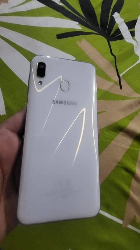 samsung galaxy A30 with box Official PTA 8