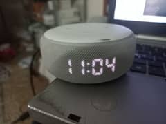 Echo Dot 3 Clock edition