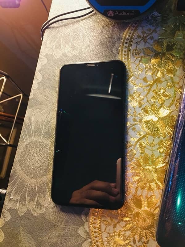 iphone xs max pta prof 64 gb 81 health 1