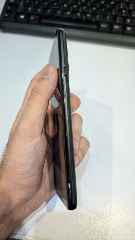 One Plus 9 Pro 5