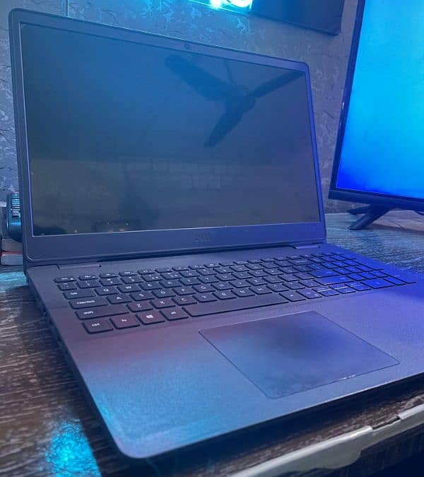 DELL Inspiron 3501 6