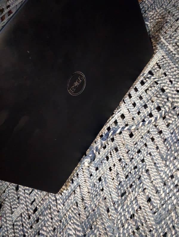 DELL LAPTOP 6TH GENERATION 8