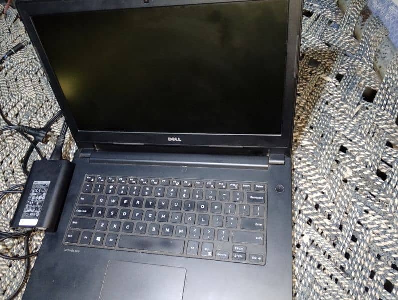 DELL LAPTOP 6TH GENERATION 9