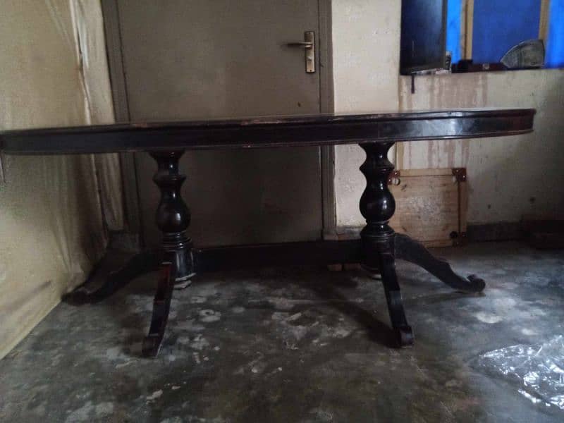 dining table and chairs 10 by 10 condition achi quality ka wood 4