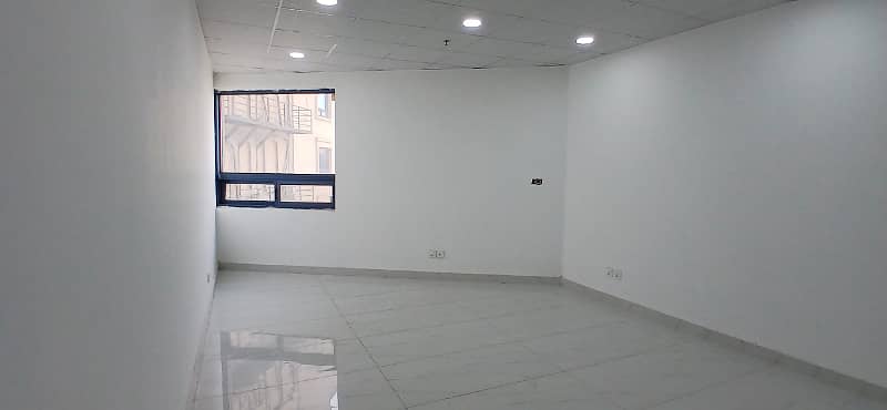 Brand New 475 Square Feet Office Prime Space Available For Rent In Grand Square Mall 0