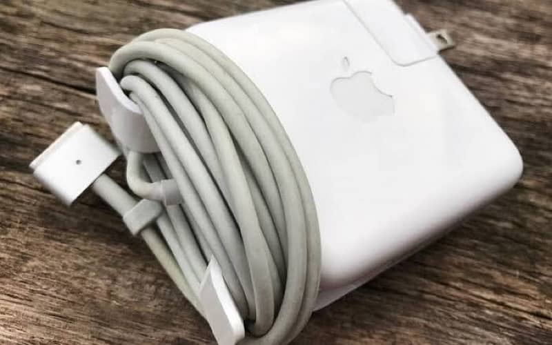 Mac Book Mag Safe 2 Charger 60W for sale 0