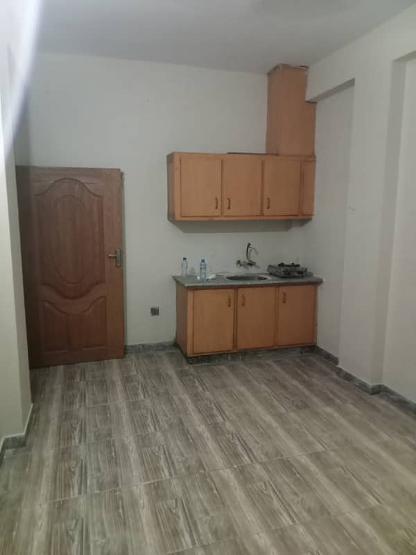 1 bed flat sale in G-15/1 mini market Islamabad 2