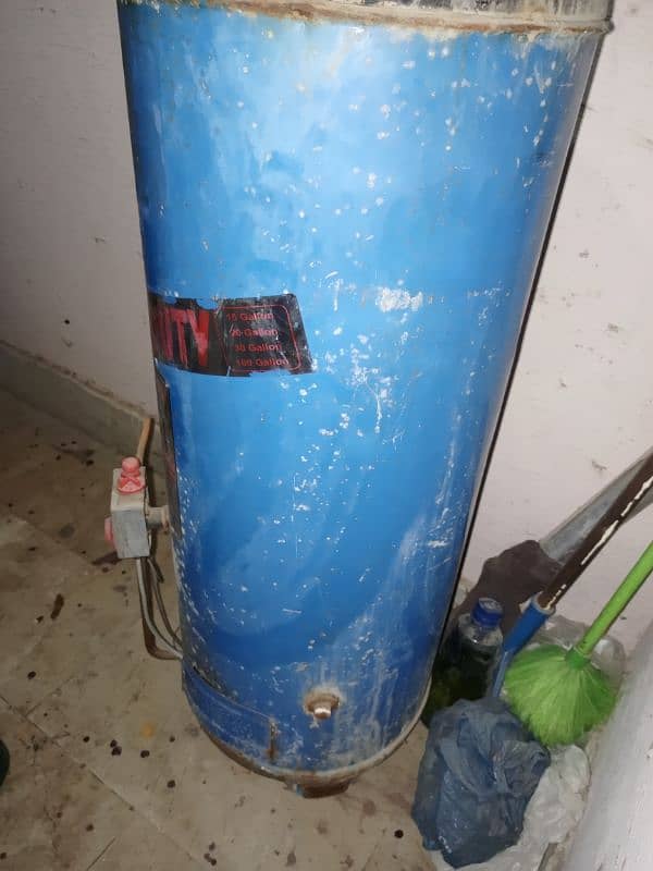 Geyser Sale 20 Gallon (Heavy Duty) 2