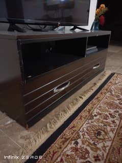 Shesham TV console In great condition with negotiable price