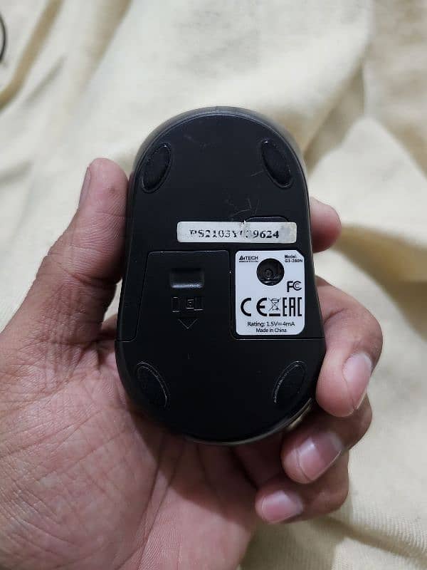 A4 TECH  Wireless Mouse. 2