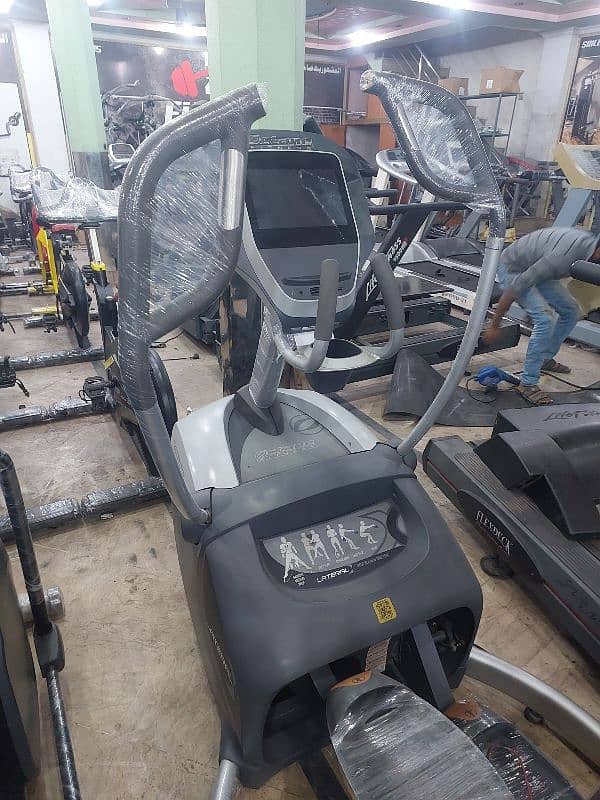 Elleptical / Treadmills / Recumbent bike / Upright cycle / Homegym 10