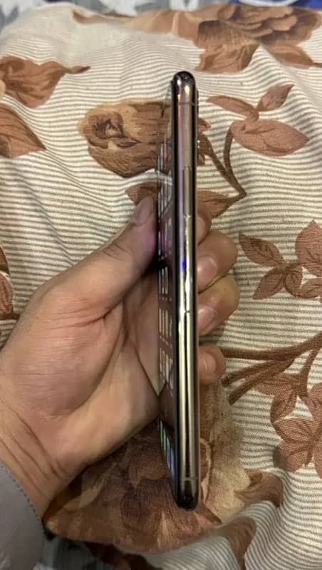 iphone 11pro max pta approved 2