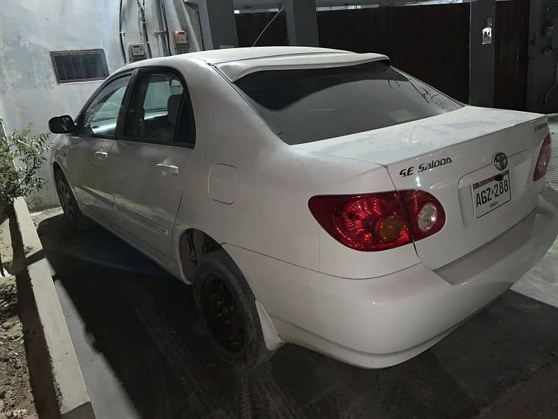 Toyota Corolla Se Saloon 5