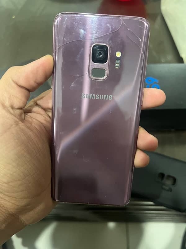 Samsung Galaxy S9 4