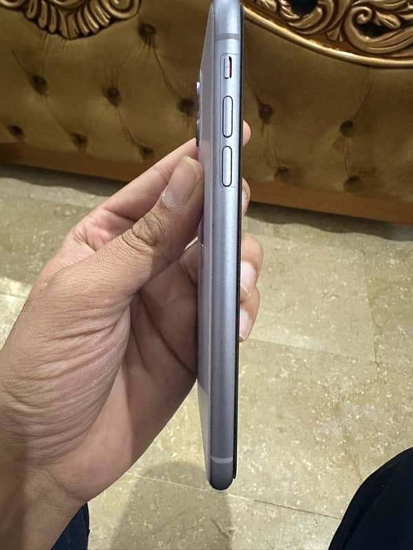 iphone 11 forsale phone number watsapp only 03363491217 2