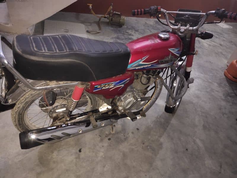 UNIQUE 125CC MODEL 2018 100% OK JUST 99000 ONLY 5