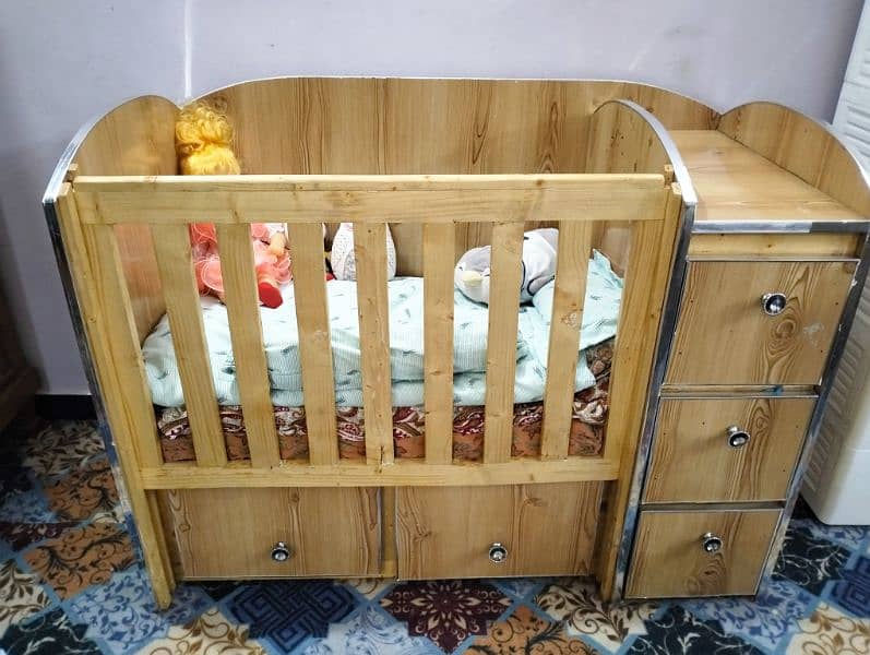 wooden 5 drawer Baby Cot 2