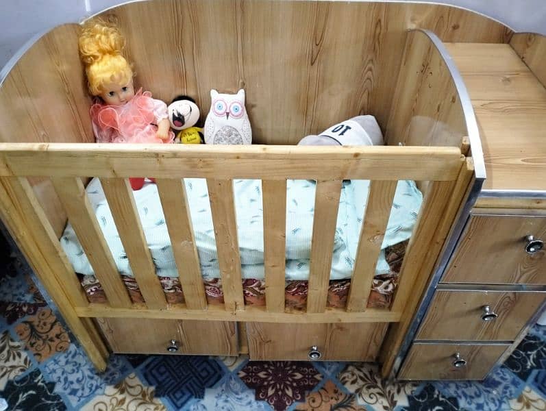 wooden 5 drawer Baby Cot 3