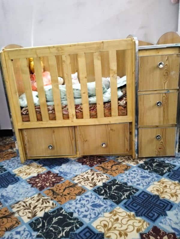 wooden 5 drawer Baby Cot 5