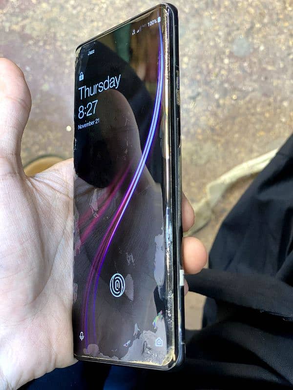 one plus 8 5g  10/10 condition 5