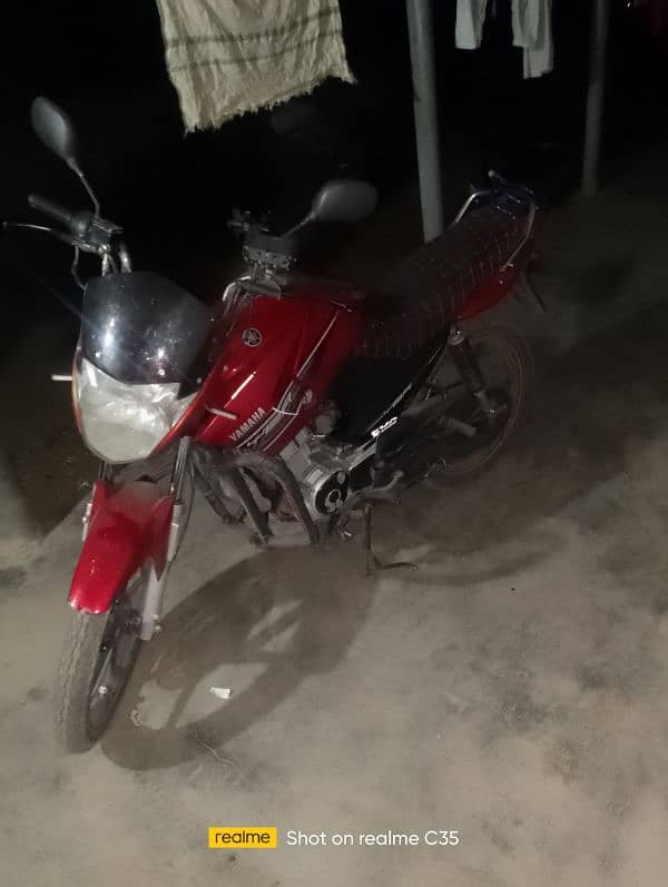 ybr-125 bike is available for sell 2