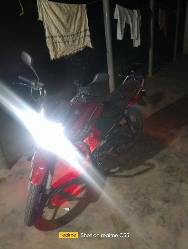 ybr-125 bike is available for sell 3