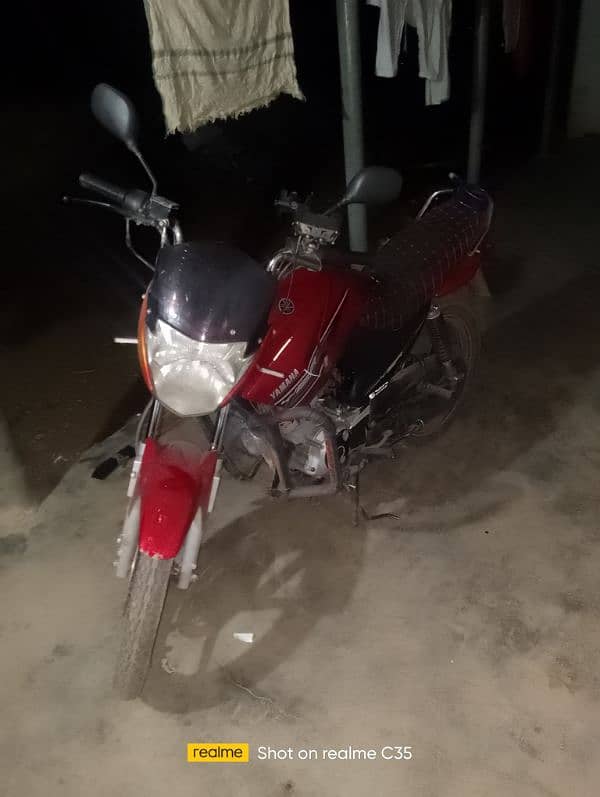 ybr-125 bike is available for sell 5