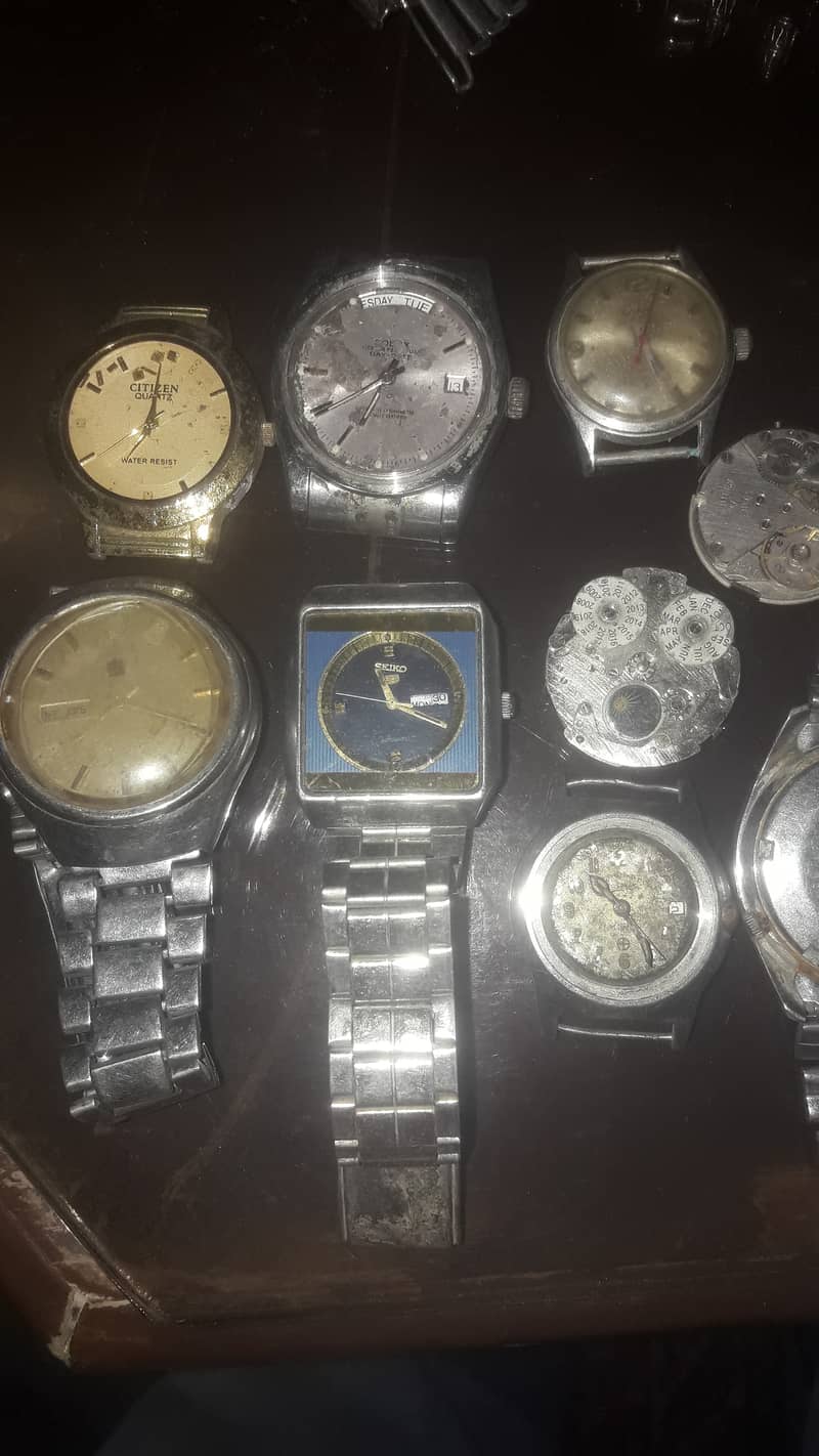 Branded watches Automatic different 0