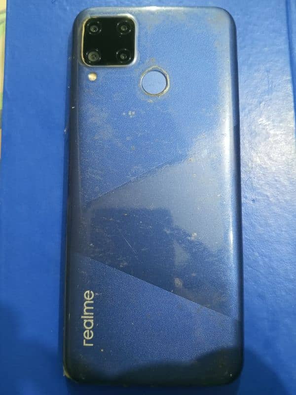 Realme C15 4